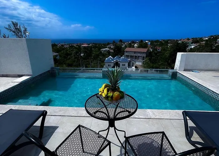Sea Breeze By Emotions Ironshore Appart hôtel