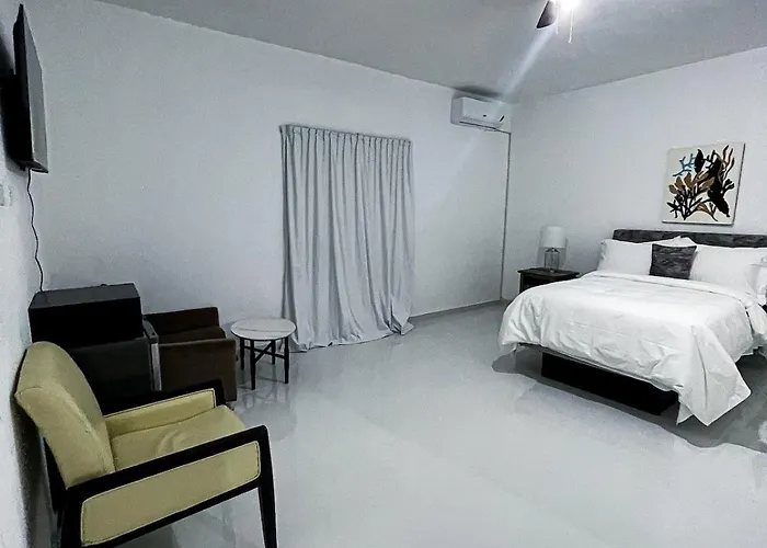 Aparthotel Sea Breeze By Emotions Ironshore Montego Bay